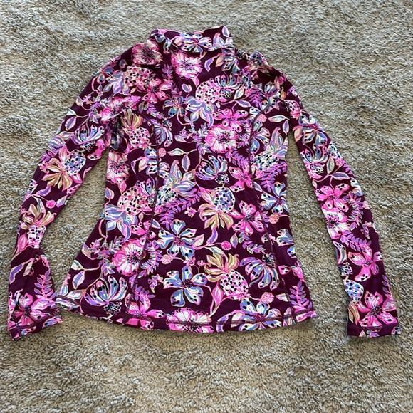 Lilly Pulitzer Luxletic Active Top - Picture 6 of 6